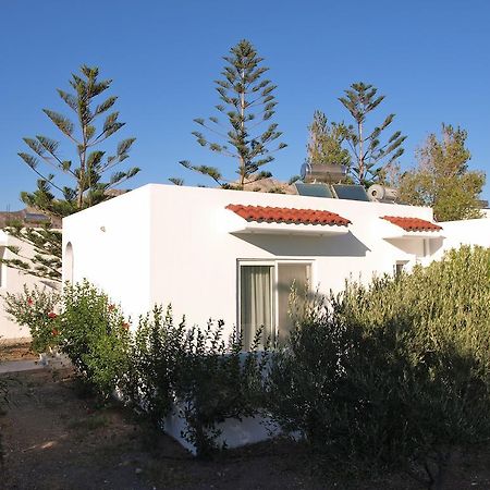 Eristos Beach Hotel Megálon Choríon Екстериор снимка
