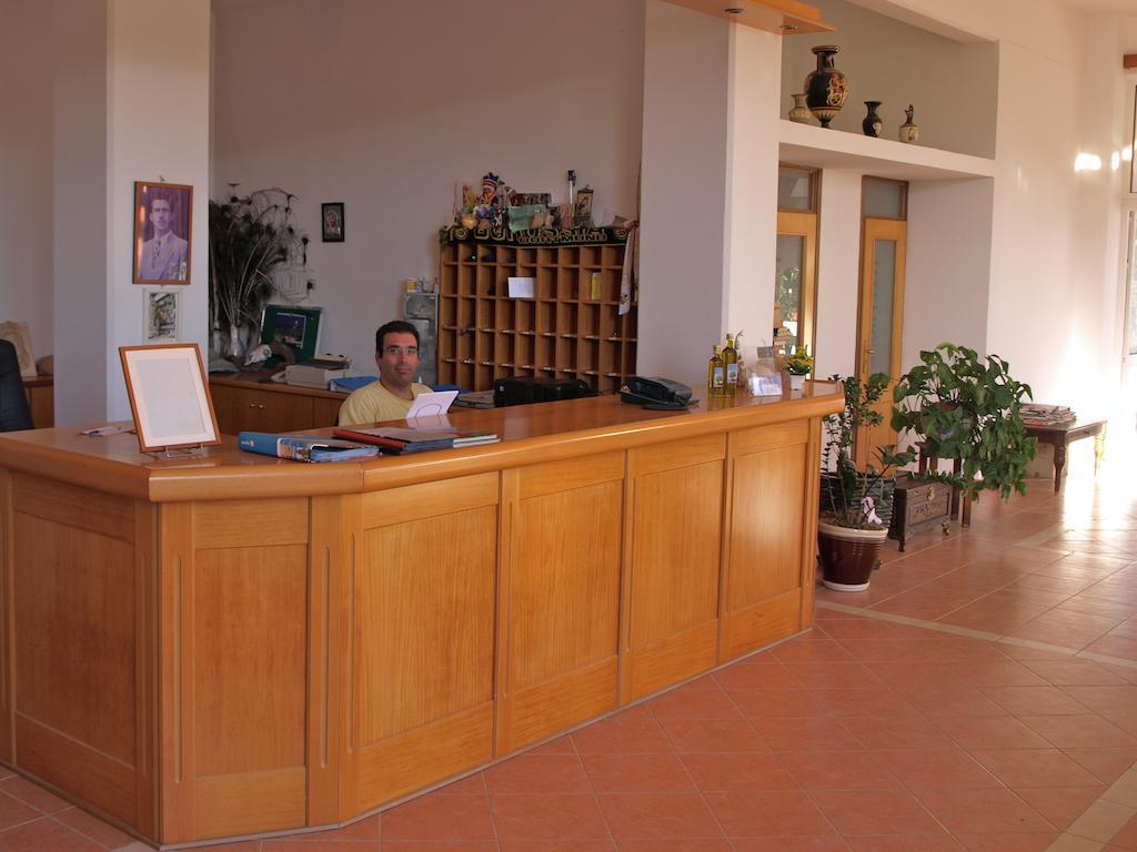 Eristos Beach Hotel Megálon Choríon Екстериор снимка