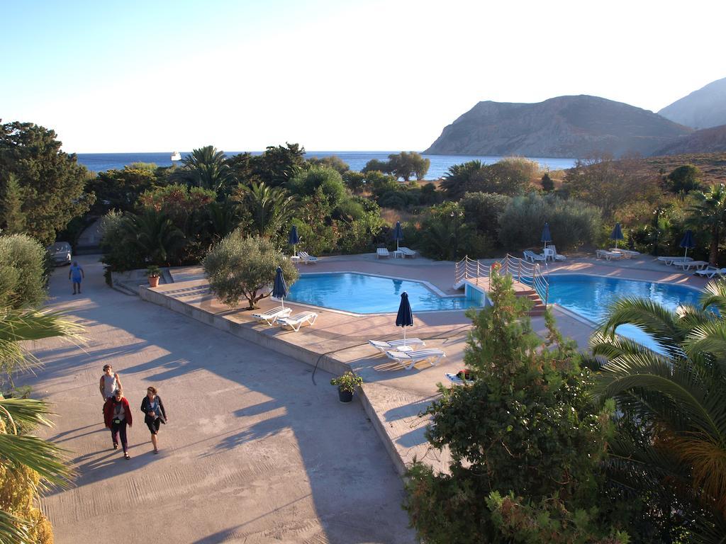 Eristos Beach Hotel Megálon Choríon Екстериор снимка